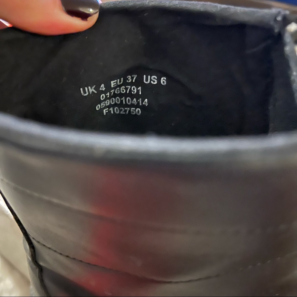 Zip Chunky Boots - Picture 7 of 7